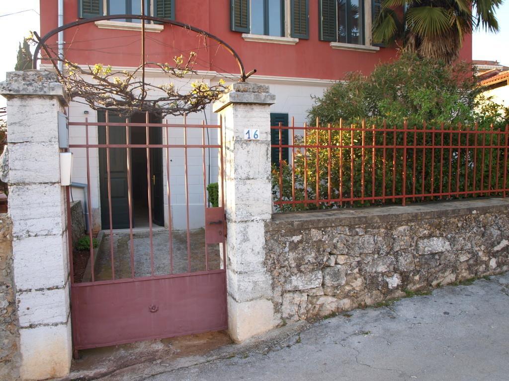 Rovinj'S Flowers Apartments Экстерьер фото