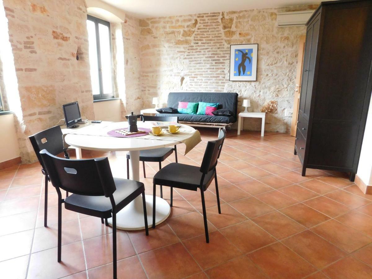 Rovinj'S Flowers Apartments Экстерьер фото